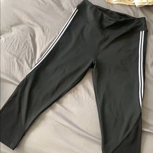 FIT REPUBLIC LEGGINGS